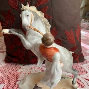 Traditional Hungarian ceramics. About 10 cm tall and are Herend brand.